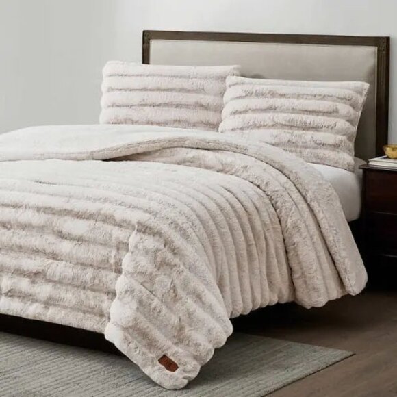 Frye Soft Plush Comforter Set - Picture 1 of 12